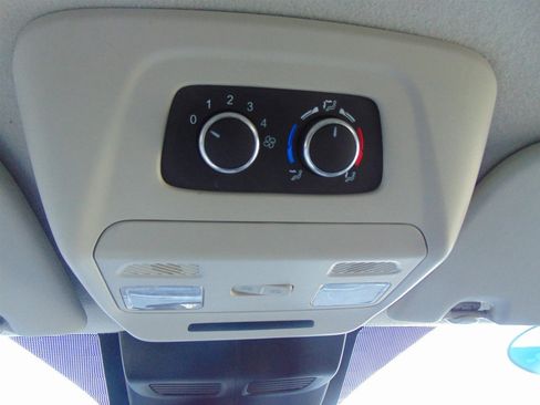 Used 2023 Ford Transit 350 XLT image 26