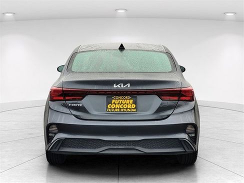 Used 2023 Kia Forte LXS image 5