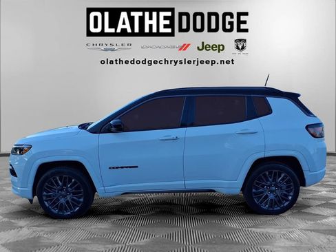 Used 2022 Jeep Compass High Altitude AWD/4WD image 21