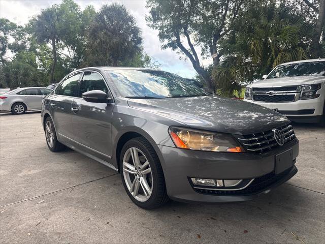 Used 2012 Volkswagen Passat TDI SE FWD image 21
