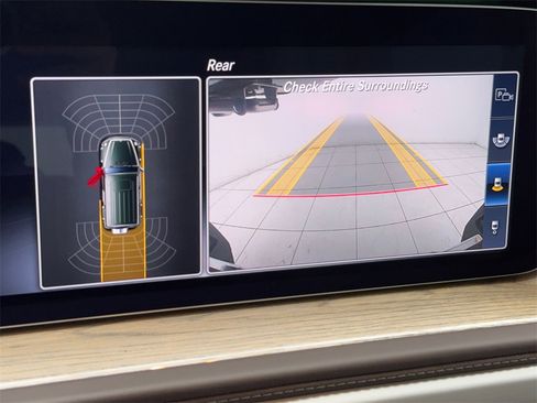 Used 2022 Mercedes-Benz G 550 image 28