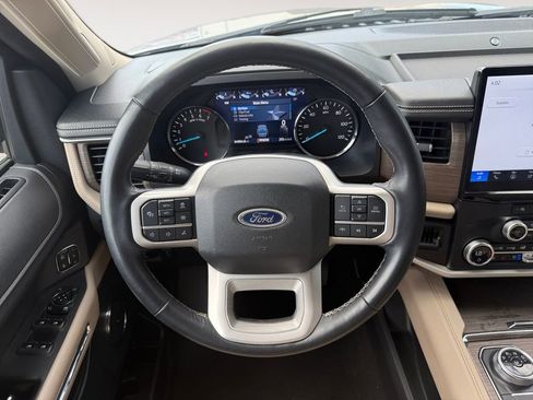Used 2024 Ford Expedition Max Limited AWD/4WD image 12