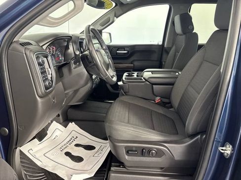Used 2021 Chevrolet Silverado 1500 RST AWD/4WD image 2
