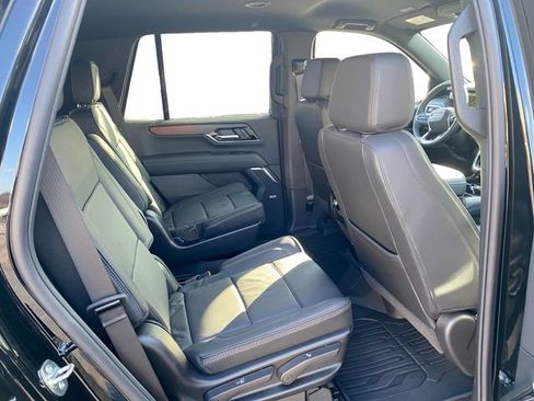 Used 2026 GMC Yukon Denali w/ LPO, Floor Liner Package AWD/4WD image 18