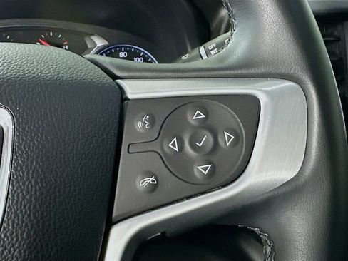 Used 2023 GMC Acadia SLT AWD/4WD image 13