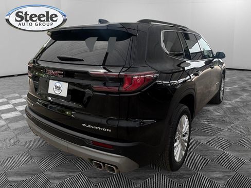 Certified 2026 GMC Acadia Elevation w/ Elevation Premium Package FWD image 5
