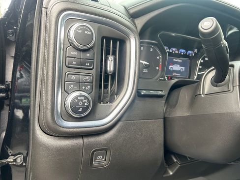 Used 2022 GMC Sierra 3500 Denali w/ Denali Ultimate Package image 21