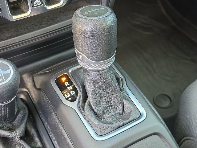 Used 2020 Jeep Gladiator Sport AWD/4WD image 29