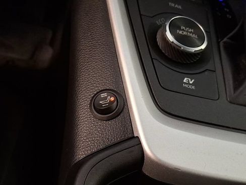 Used 2023 Toyota RAV4 AWD Hybrid image 23