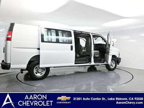 New 2025 Chevrolet Express 3500 Extended w/ Driver Convenience Package image 4