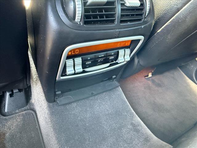 Used 2004 Porsche Cayenne Turbo AWD/4WD image 18