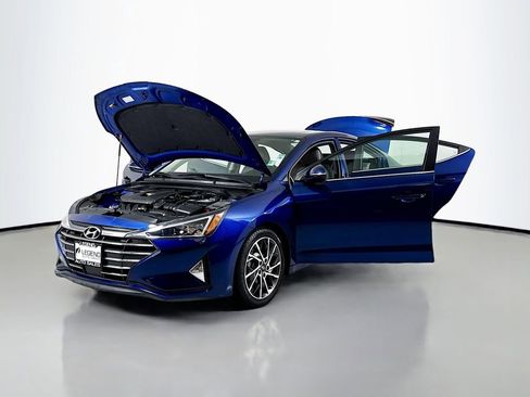 Used 2020 Hyundai Elantra Limited w/ Ultimate Package 03 image 21