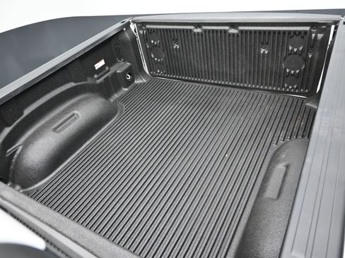Used 2023 RAM 1500 Laramie AWD/4WD image 44