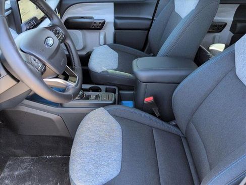 New 2026 Ford Maverick XLT w/ XLT Luxury Package image 4