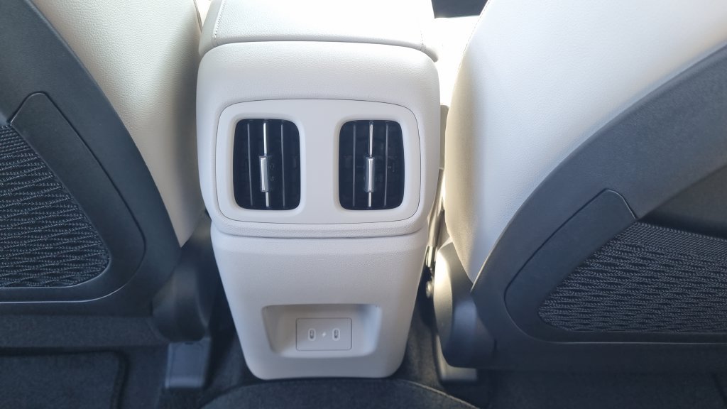 New 2026 Hyundai Tucson Limited AWD/4WD image 15
