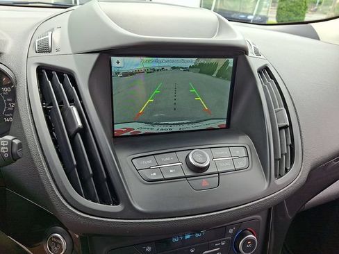 Used 2019 Ford Escape SE AWD/4WD image 18