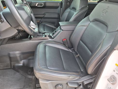 Used 2024 Ford Bronco Badlands AWD/4WD image 16