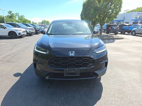 Used 2024 Honda HR-V LX image 2