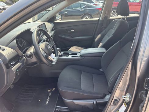 Used 2025 Nissan Sentra SV FWD image 18