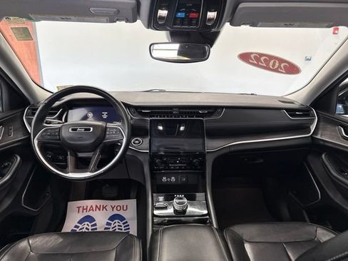 Used 2022 Jeep Grand Cherokee Limited AWD/4WD image 45