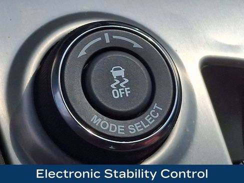 Used 2019 Chevrolet Corvette Grand Sport w/ Carbon Flash Badge Package image 16