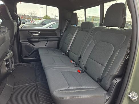 New 2026 RAM 1500 4x4 Crew Cab image 27
