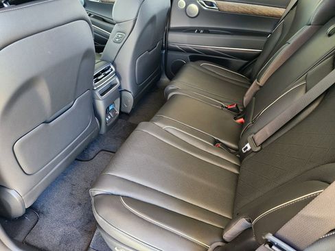 New 2026 Genesis GV80 2.5T Advanced image 19