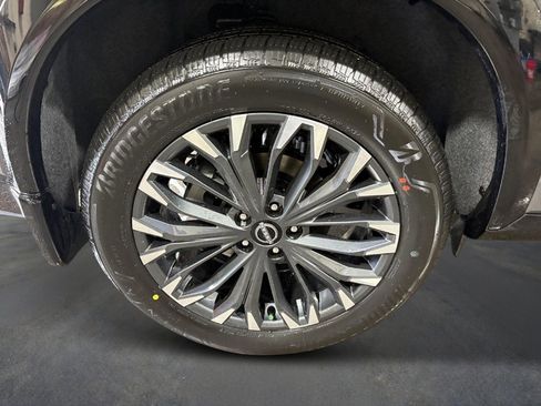 New 2026 Nissan Rogue Platinum AWD/4WD image 8