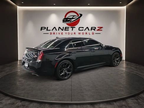 Used 2021 Chrysler 300 S w/ Popular Equipment Group RWD image 5