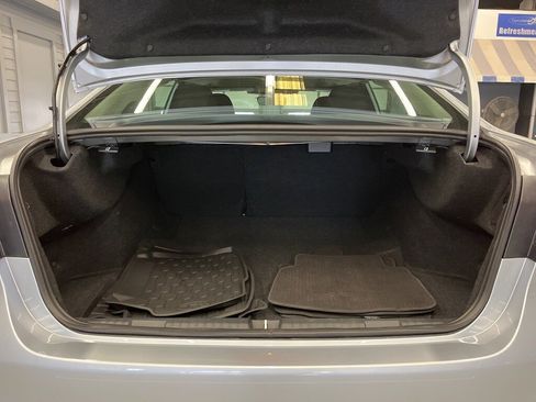 Used 2025 Subaru Legacy Premium image 9