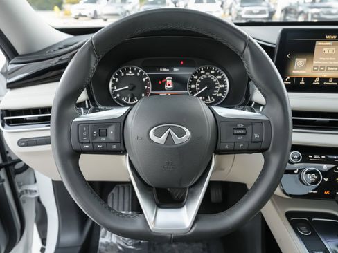 Certified 2024 INFINITI QX60 Pure FWD image 9