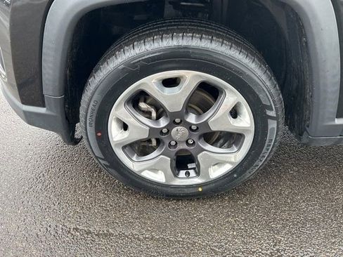 Used 2021 Jeep Compass Limited image 43