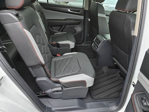 New 2026 Volkswagen Atlas Peak Edition AWD/4WD image 41
