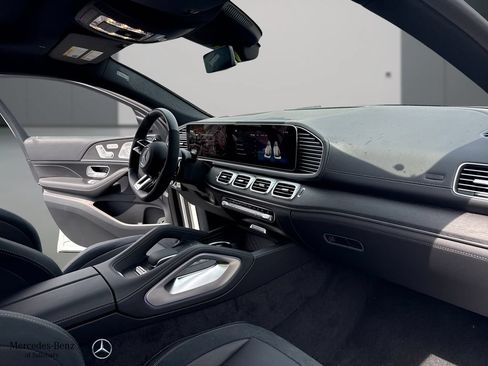 Used 2025 Mercedes-Benz GLE 53 AMG 4MATIC Coupe image 9