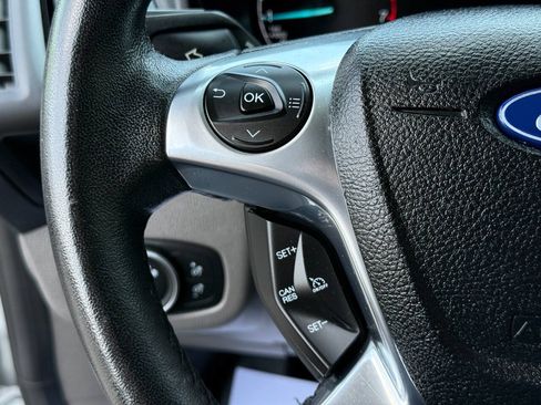 Used 2019 Ford Transit Connect XLT FWD image 17