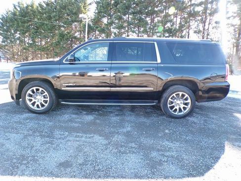 Used 2016 GMC Yukon XL Denali w/ Open Road Package image 2
