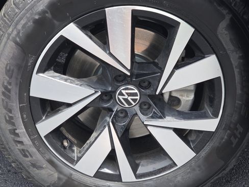 Used 2022 Volkswagen Atlas Cross Sport SE AWD/4WD image 7