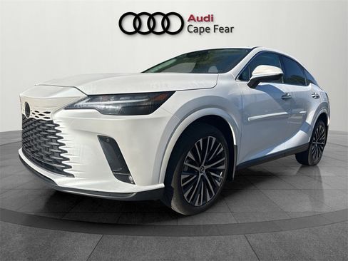 Used 2023 Lexus RX 350 FWD image 3