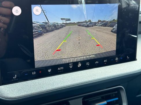 New 2025 Ford Maverick XLT w/ XLT Luxury Package image 16