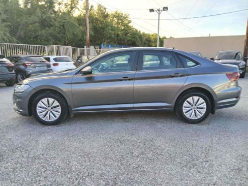 Used 2019 Volkswagen Jetta S w/ Driver Assistance Package FWD image 4