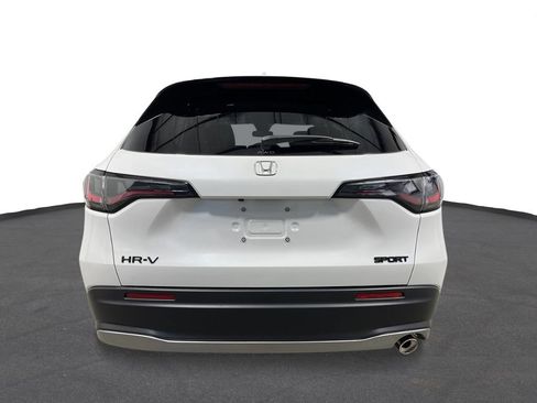 New 2026 Honda HR-V Sport image 4