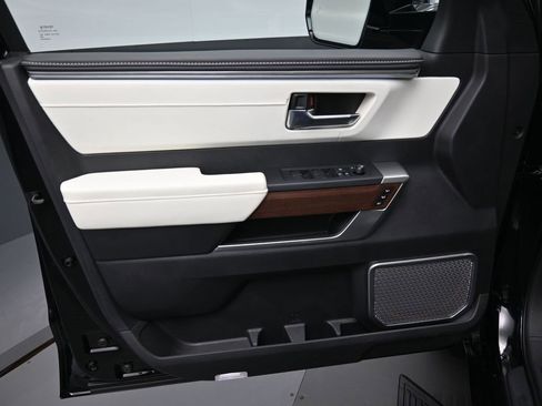 Certified 2024 Toyota Sequoia Capstone image 11