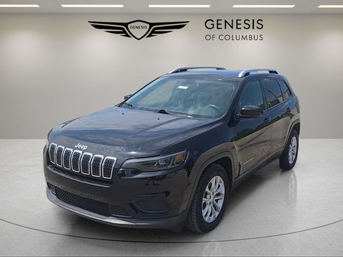 Used 2020 Jeep Cherokee Latitude FWD image 1
