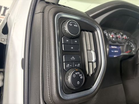 Used 2023 Chevrolet Silverado 2500 LT AWD/4WD image 8