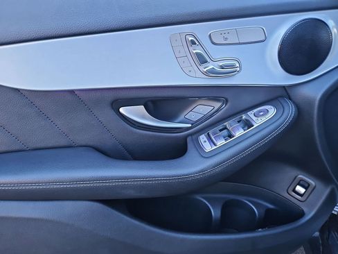 Used 2022 Mercedes-Benz GLC 300 image 28