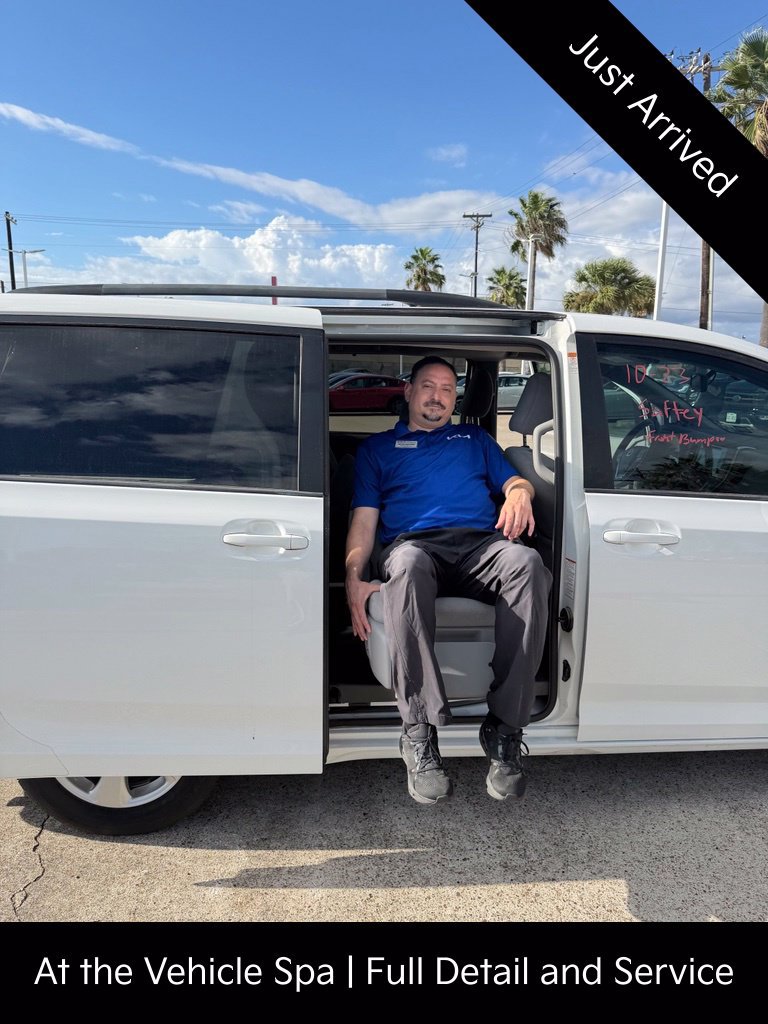 Used 2017 Toyota Sienna LE FWD image 10