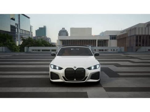 Used 2025 BMW M440i M440i w/ Premium Package image 3