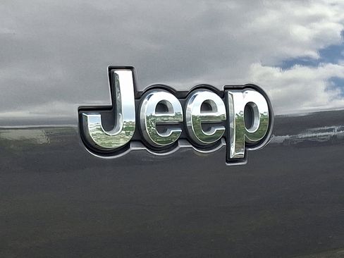 Certified 2022 Jeep Grand Cherokee L Laredo w/ Luxury Tech Group I image 29