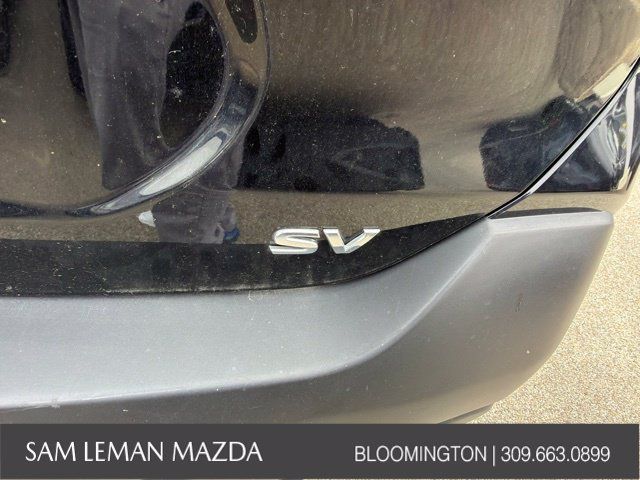 Used 2019 Nissan Kicks SV FWD image 11