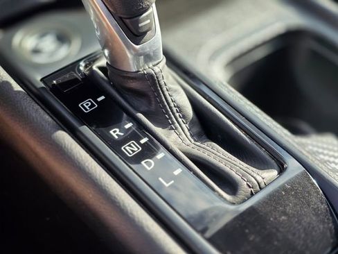 Used 2025 Nissan Sentra S image 31